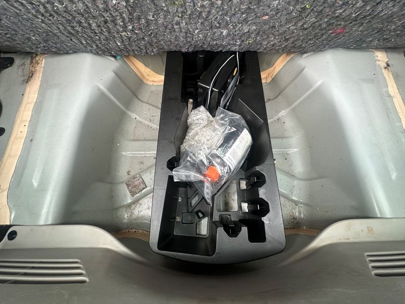 TOYOTA AYGO VVT I X PRESSION 2014 TOYOTA AYGO VVT I X PRESSION 2014...